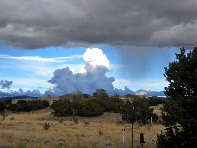 Monsoon season with virga in Eldorado